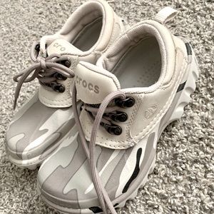 CROCS CAMO TERRAIN BOAT OXFORD WATERPROOF SHOE